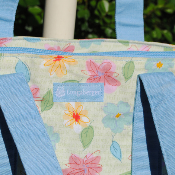 LONGEBERGER Small Zipper Tote in Blue & Floral - Picture 7 of 8